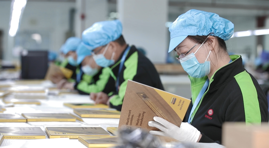 Dongguan Hesheng Creative Technology Co., Ltd. Produktionslinie des Herstellers