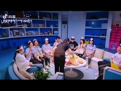 Monatliche Geburtstagsfeiern in Shiny Company